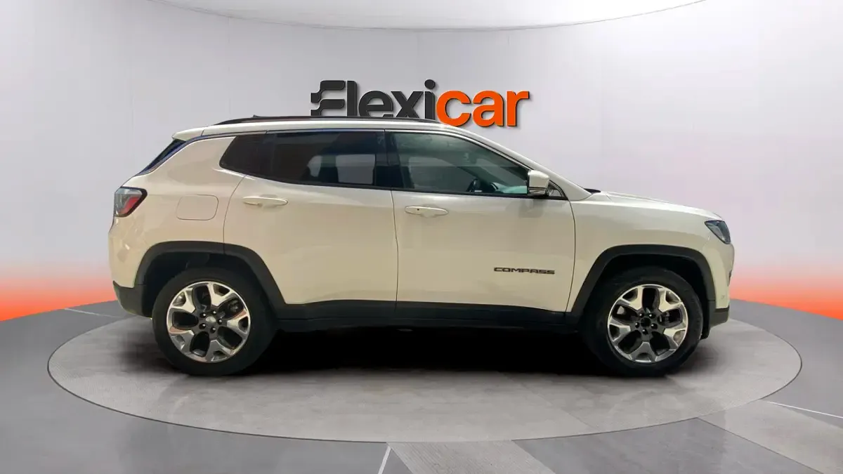 Usado Jeep Compass Limited 140 CV (102 kW) 2020 Blanco SUV
