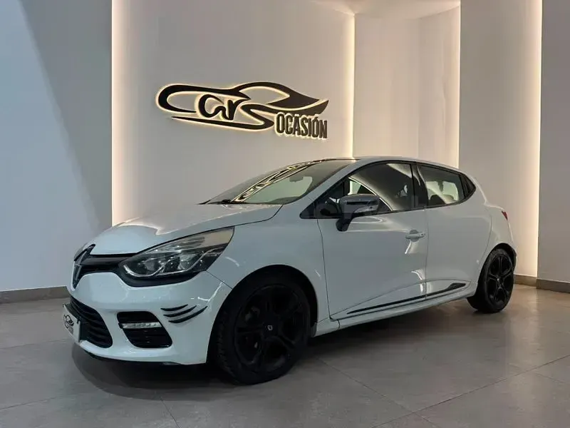 Usado Renault Clio IV GT 120 CV (88 kW) 2014 Blanco Berlina