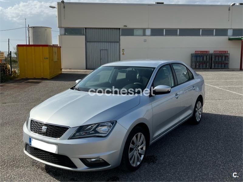 Gris / plata Usado 2015 Seat Toledo Style Berlina | 11.900 € (Caro) - Imagen 1/4