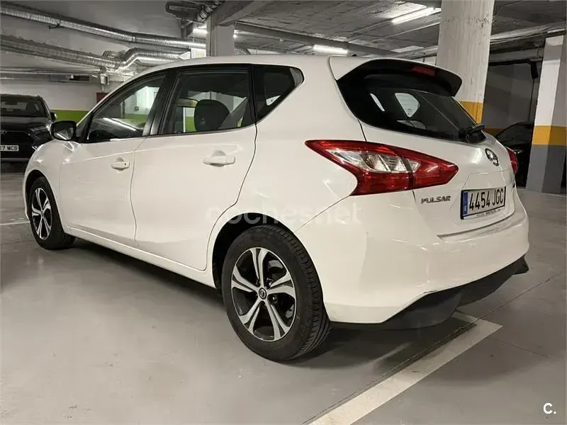 Usado Nissan Pulsar Acenta 110 CV (80 kW) 2015 Blanco Utilitario
