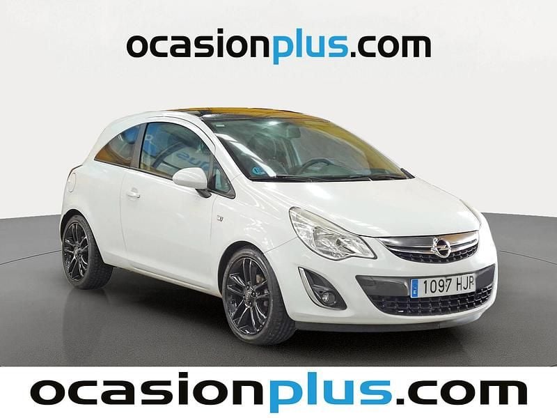 Usado Opel Corsa Color Edition 101 CV (74 kW) 2012 Blanco Utilitario