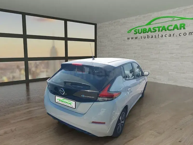 Usado Nissan Leaf Acenta 110 kW (150 CV) 2021 Eléctrico Utilitario