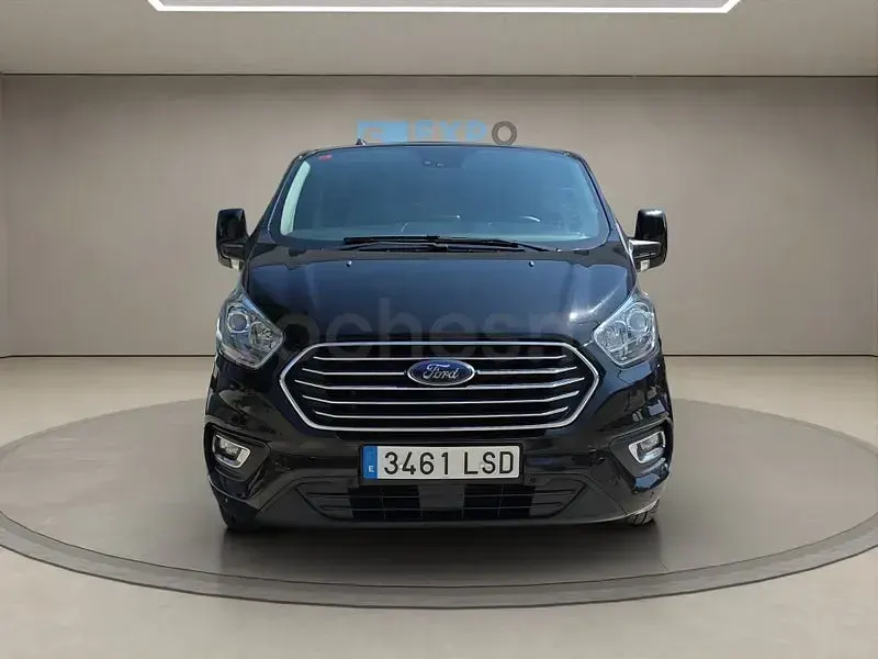 Usado Ford Tourneo Custom Titanium 130 CV (95 kW) 2021 Negro Van