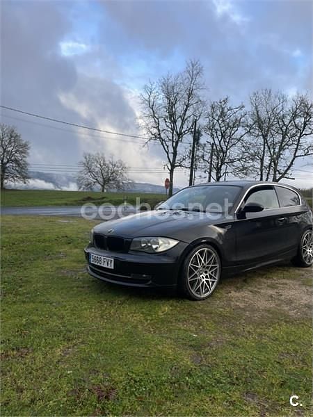 Usado BMW 118 143 CV (105 kW) 2007 Negro Utilitario