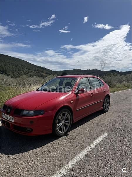 Brugt Seat Leon Sport 130 HK (95 kW) 2005 Rød Hatchback