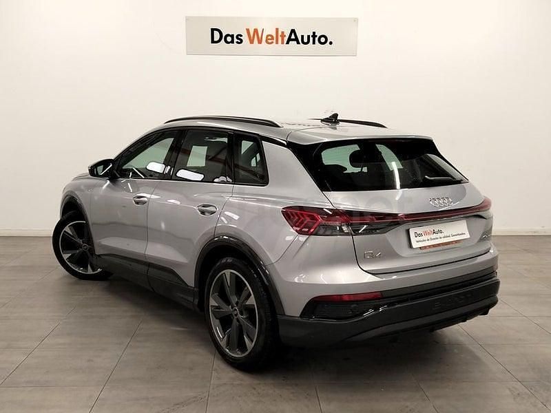 Usado Audi Q4 e-tron S-Line 150 kW (204 HP) 2021 Eléctrico SUV