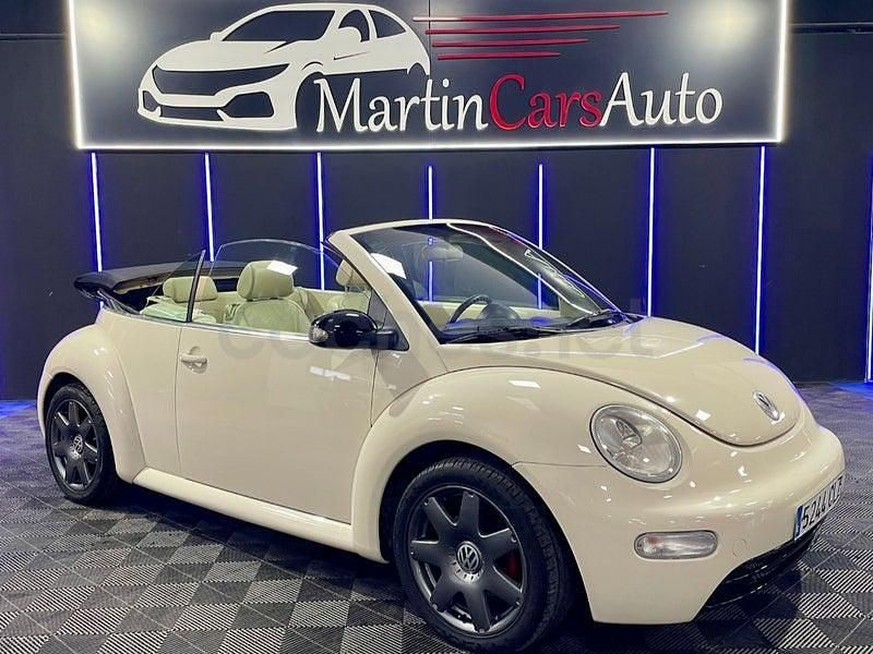 Usado VW New Beetle Cabriolet 100 CV (73 kW) 2003 Beige Descapotable
