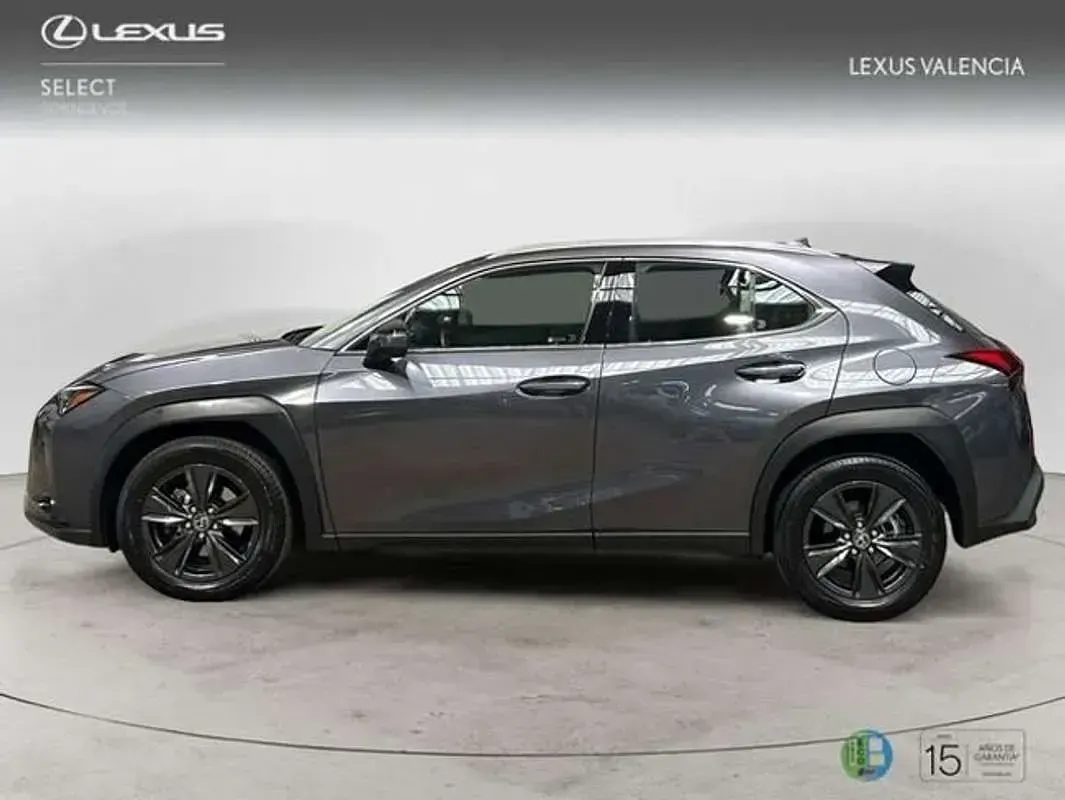 Usado Lexus UX 300h 199 CV (146 kW) 2025 Gris SUV