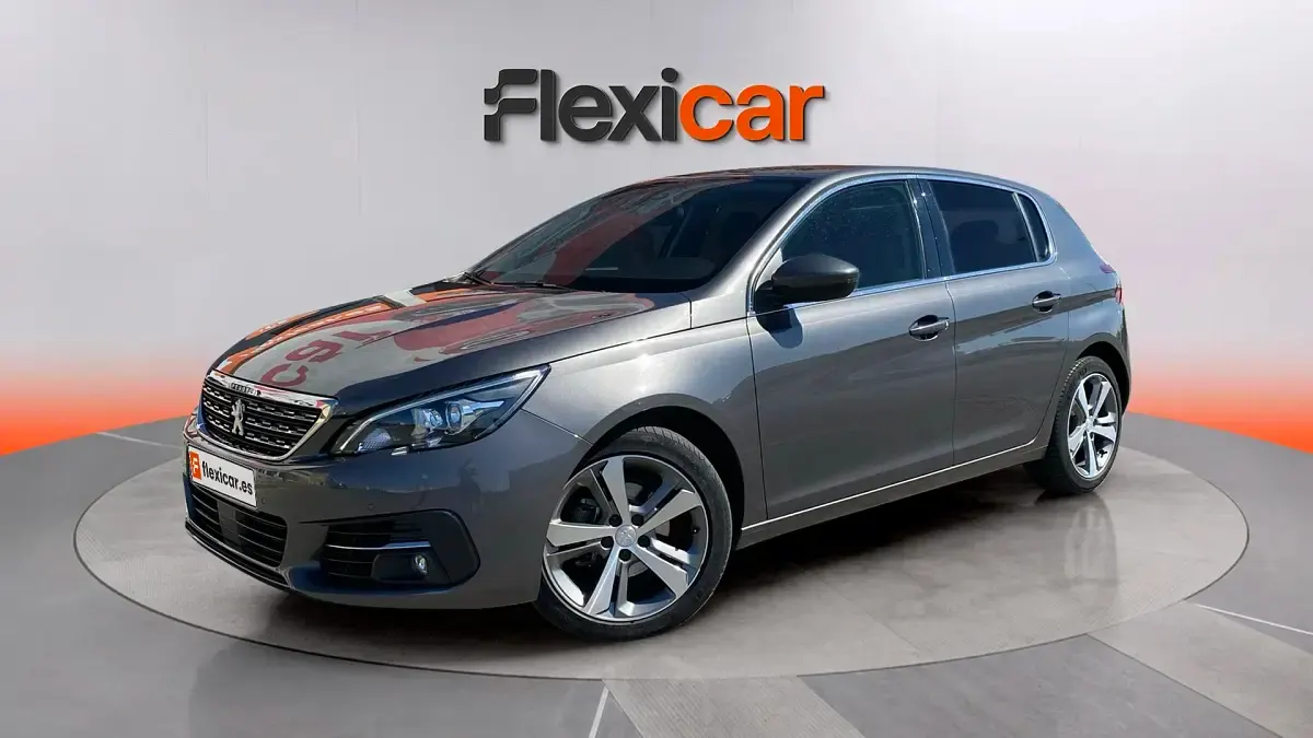Usado Peugeot 308 Allure 131 CV (96 kW) 2020 Gris Berlina