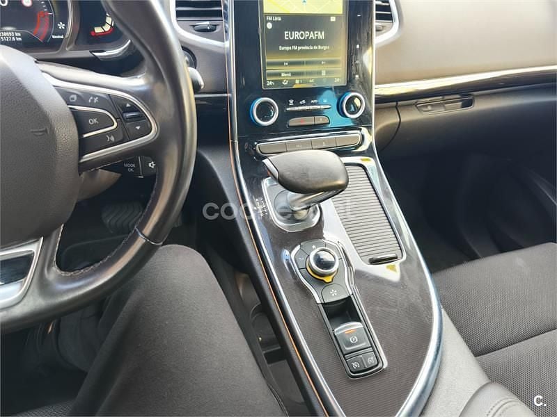 Usado Renault Espace Zen 160 CV (117 kW) 2015 Gris / plata Monovolumen