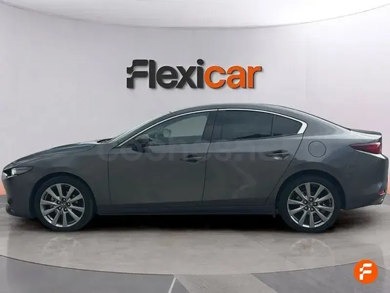 Usado Mazda 3 186 CV (136 kW) 2022 Gris / plata Berlina