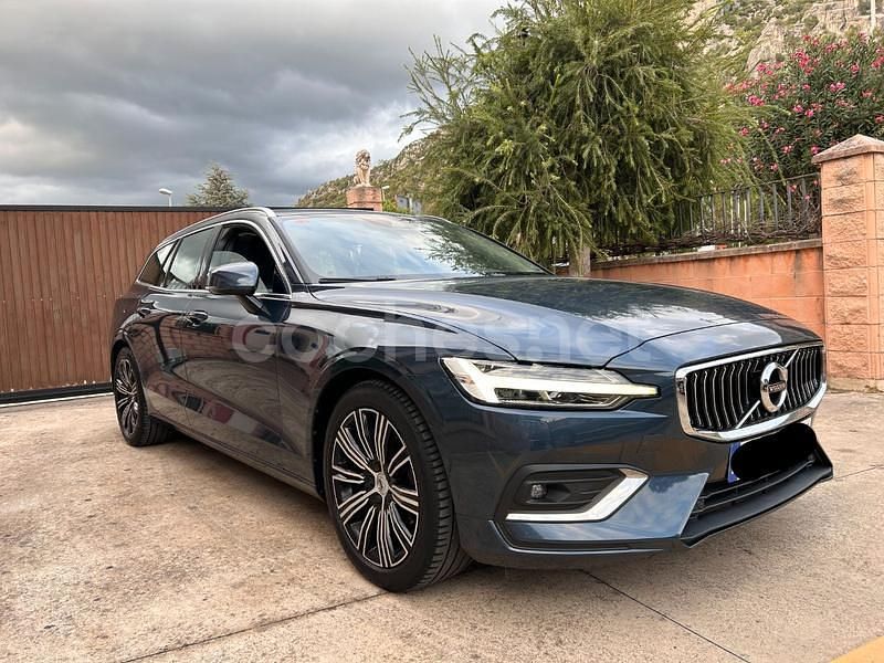 Usado Volvo V60 Inscription 150 CV (110 kW) 2019 Azul Familiar