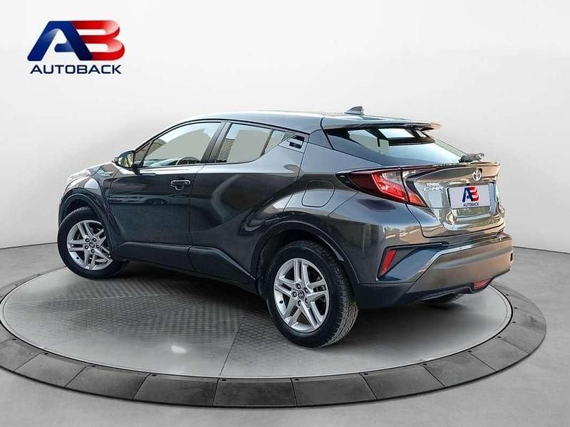 Usado Toyota C-HR Advance 122 CV (89 kW) 2020 Gris SUV