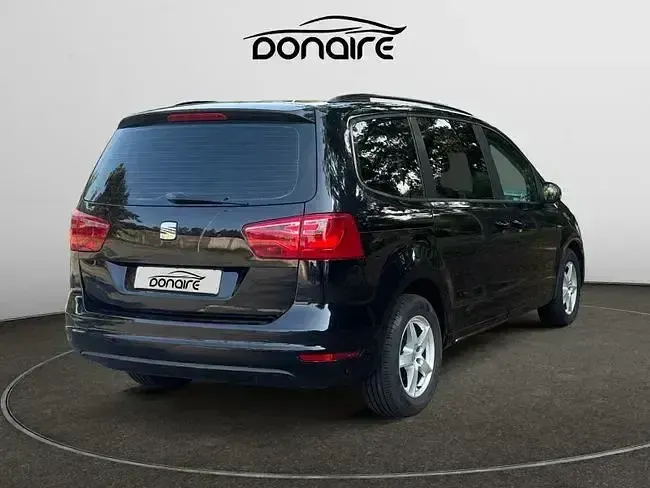 Usado Seat Alhambra Reference 140 CV (102 kW) 2011 Negro Monovolumen