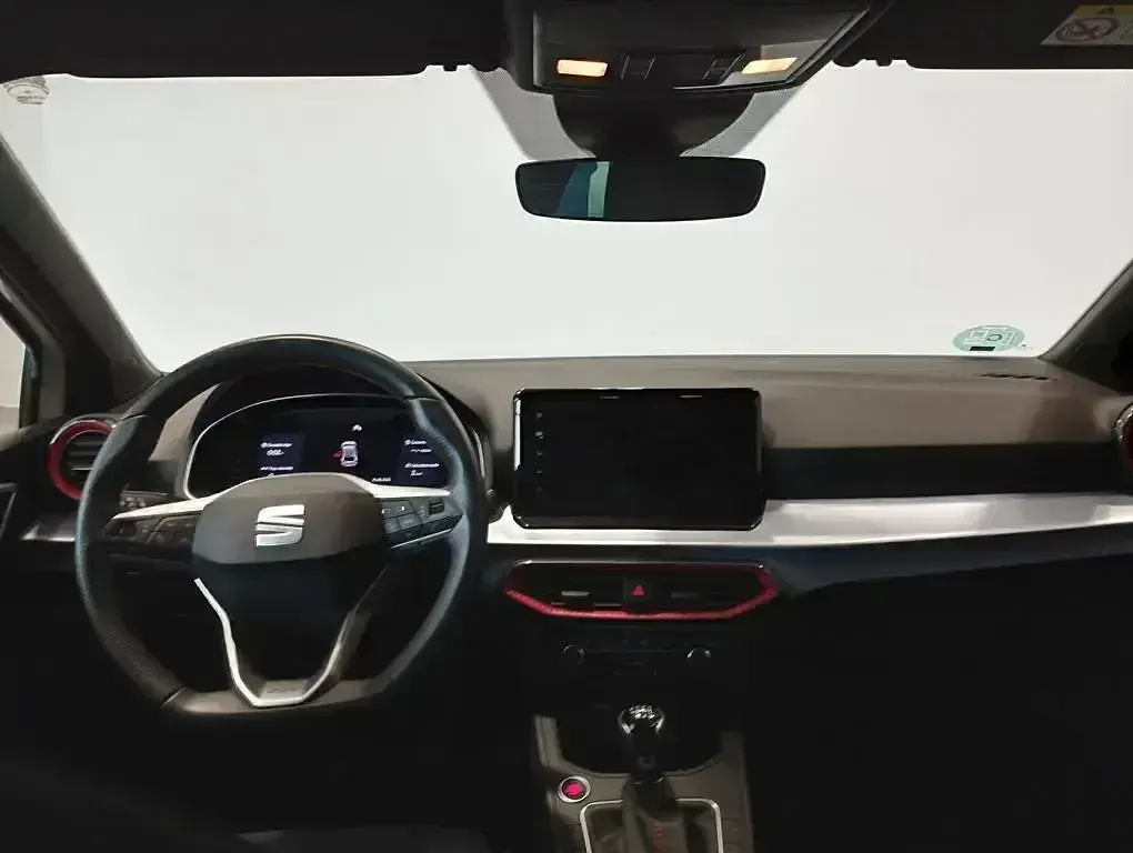 Usado Seat Ibiza FR 110 CV (80 kW) 2024 Otro Utilitario