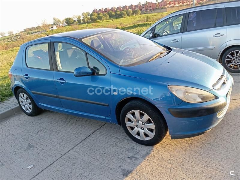 Azul Usado 2002 Peugeot 307 Berlina | 2500 € (Precio justo) - Imagen 1/4