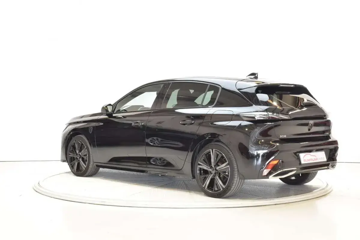 Usado Peugeot 308 GT 179 CV (131 kW) 2023 Negro Utilitario