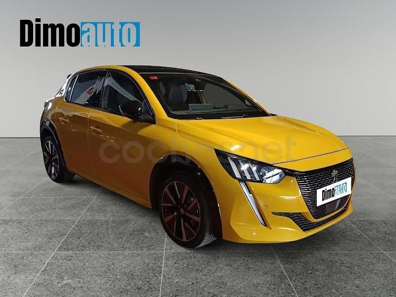 Usado Peugeot 208 GT-line 130 CV (95 kW) 2019 Amarillo Utilitario
