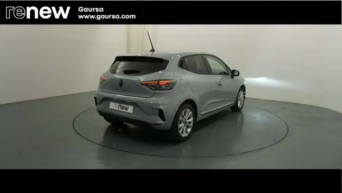 Usado Renault Clio V Evolution 101 CV (74 kW) 2025 Gris Berlina