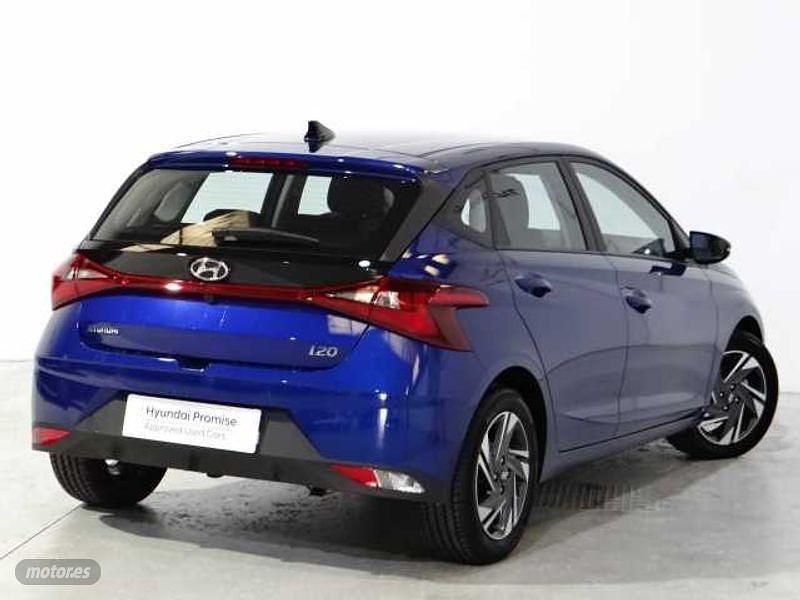 Usado Hyundai i20 99 CV (72 kW) 2023 Intense blue Utilitario