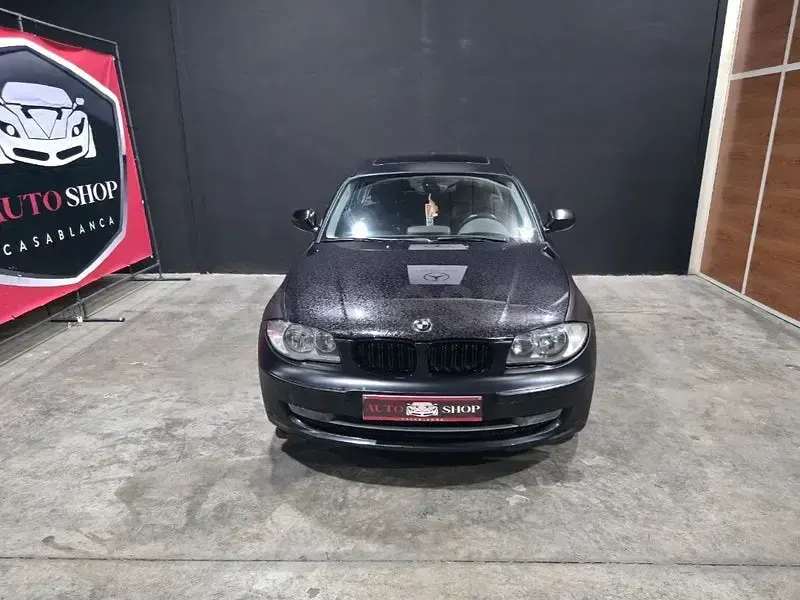 Usado BMW 120 177 CV (130 kW) 2010 Negro Utilitario