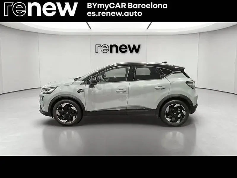 Usado Renault Captur Techno 100 CV (73 kW) 2025 Gris / plata SUV