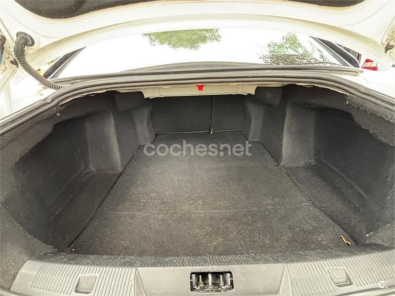 Usado Citroën C4 110 CV (80 kW) 2010 Blanco Berlina