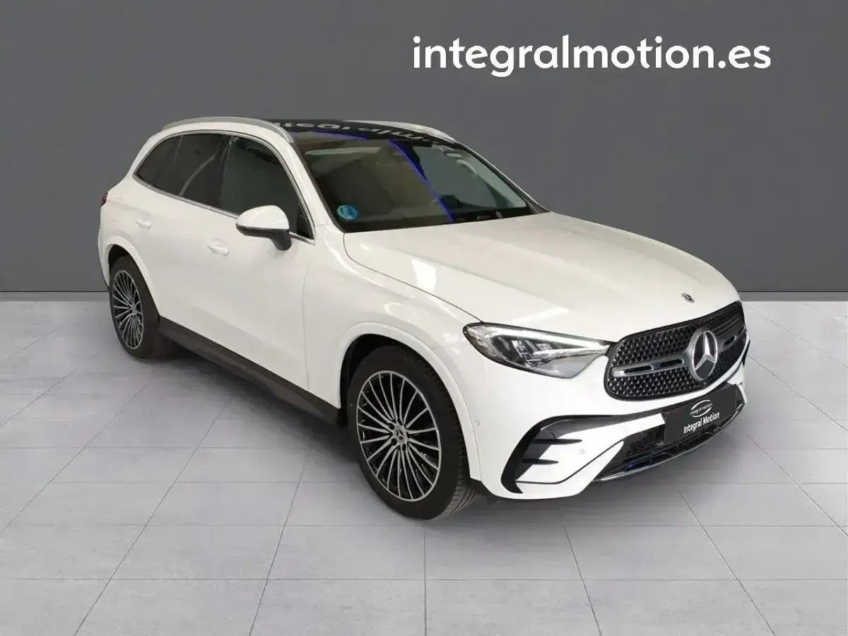 Usado Mercedes GLC200 204 CV (150 kW) 2025 Blanco SUV