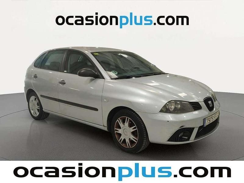 Usado Seat Ibiza Reference 69 CV (50 kW) 2006 Gris Utilitario