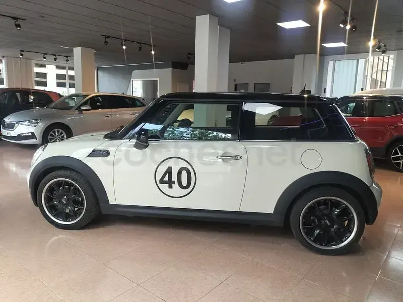 Usado Mini Cooper 120 CV (88 kW) 2009 Beige Utilitario