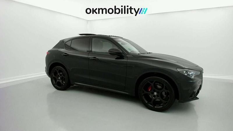 Usado Alfa Romeo Stelvio Competizione 280 CV (205 kW) 2023 Negro SUV