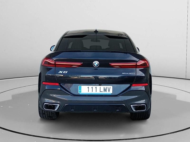 Käytetty BMW X6 M Sport 268 HP (197 kW) 2021 Musta Katumaasturi