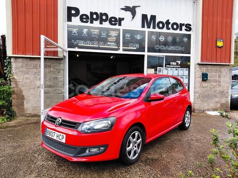 Rojo Usado 2011 VW Polo Advance Berlina | 6850 € (Precio justo) - Imagen 1/4