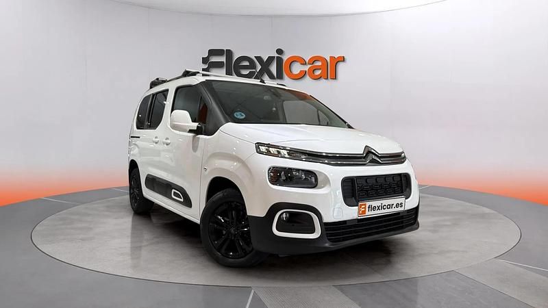 Usado Citroën Berlingo Feel 102 CV (75 kW) 2021 Blanco Monovolumen