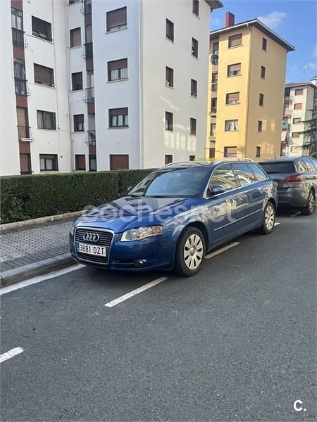 Usado Audi A4 140 CV (102 kW) 2006 Azul Familiar
