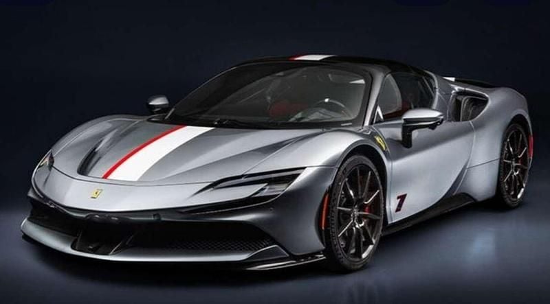 Usado Ferrari SF90 999 CV (734 kW) 2023 Plateado Descapotable