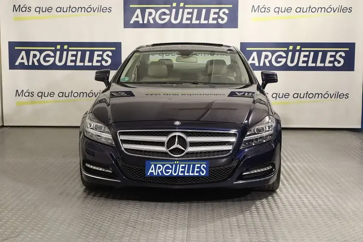 Usado Mercedes CLS350 306 CV (225 kW) 2014 Azul Berlina