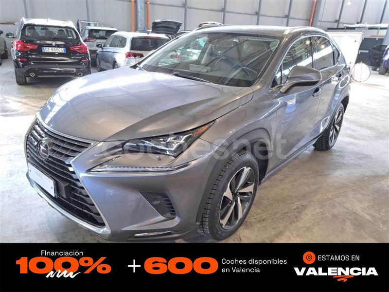 Gris / plata Usado 2020 Lexus NX300h Luxury Line SUV | 33.850 € (Precio justo) - Imagen 1/4