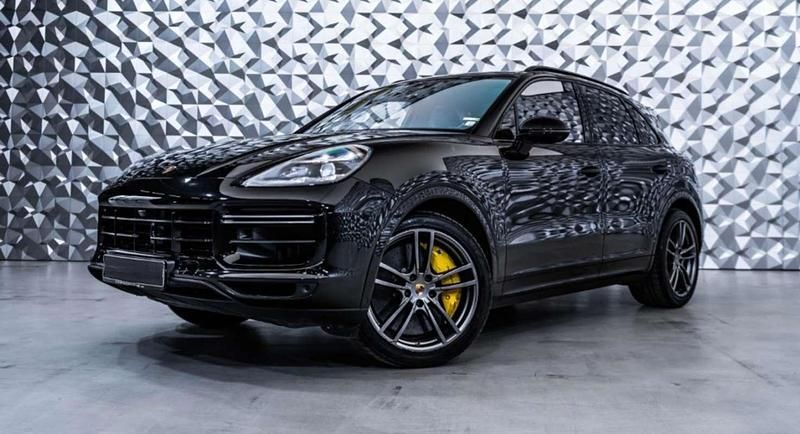 Negro Usado 2018 Porsche Cayenne Turbo SUV | 77.900 € (Super precio) - Imagen 1/4