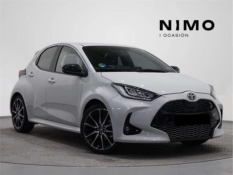Usado 2023 Toyota Yaris Hybrid Sport Utilitario | 22.400 € (Caro) - Imagen 1/4