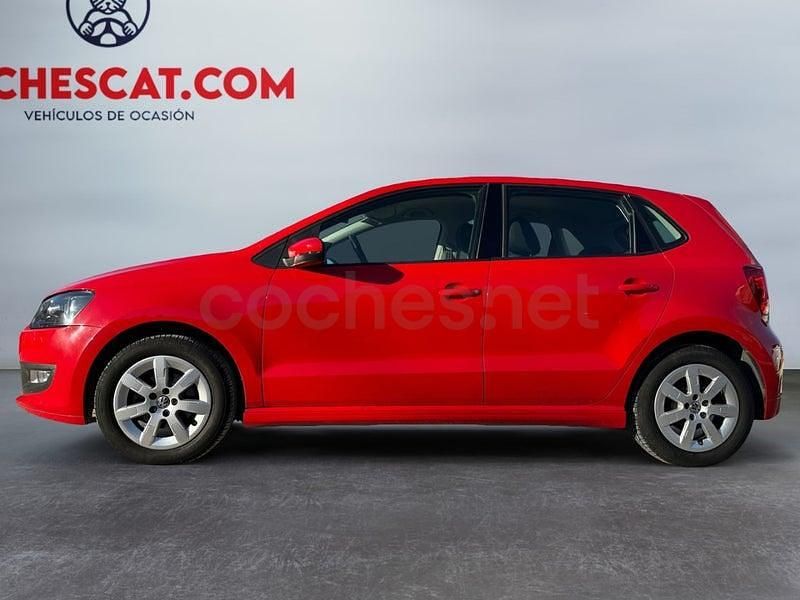 Usado VW Polo 75 CV (55 kW) 2013 Rojo Utilitario