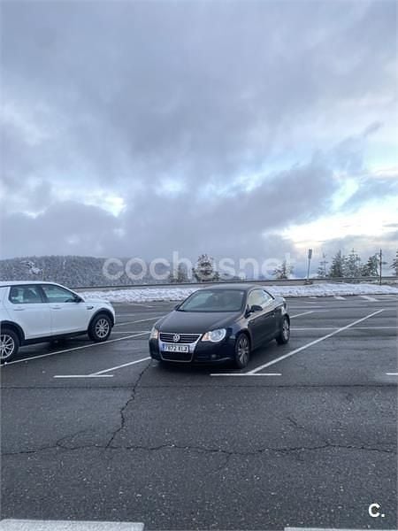 Usado VW Eos 140 CV (102 kW) 2008 Negro Descapotable