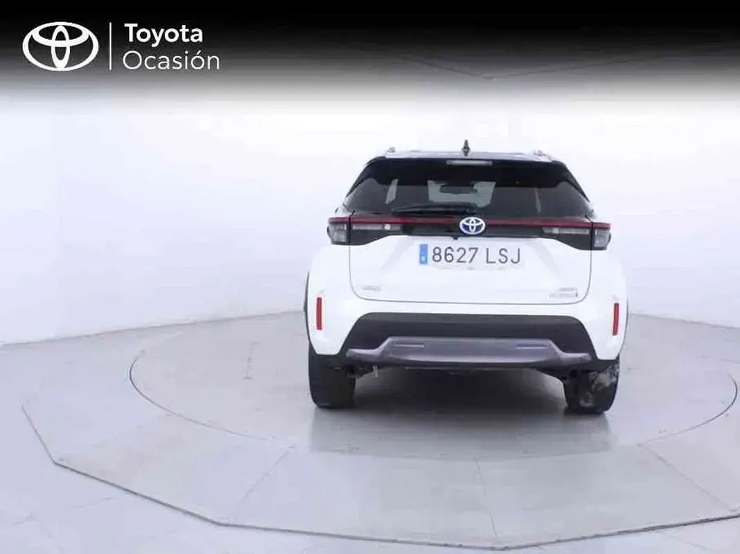 Usado Toyota Yaris Cross 116 CV (85 kW) 2021 Blanco SUV