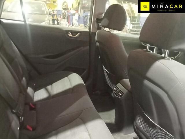 Usado Hyundai Ioniq Style 141 CV (103 kW) 2018 Gris Utilitario