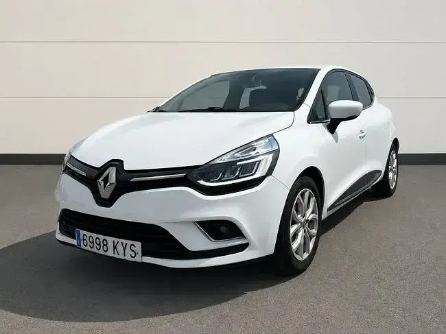 Usado Renault Clio Zen 90 CV (66 kW) 2019 Blanco