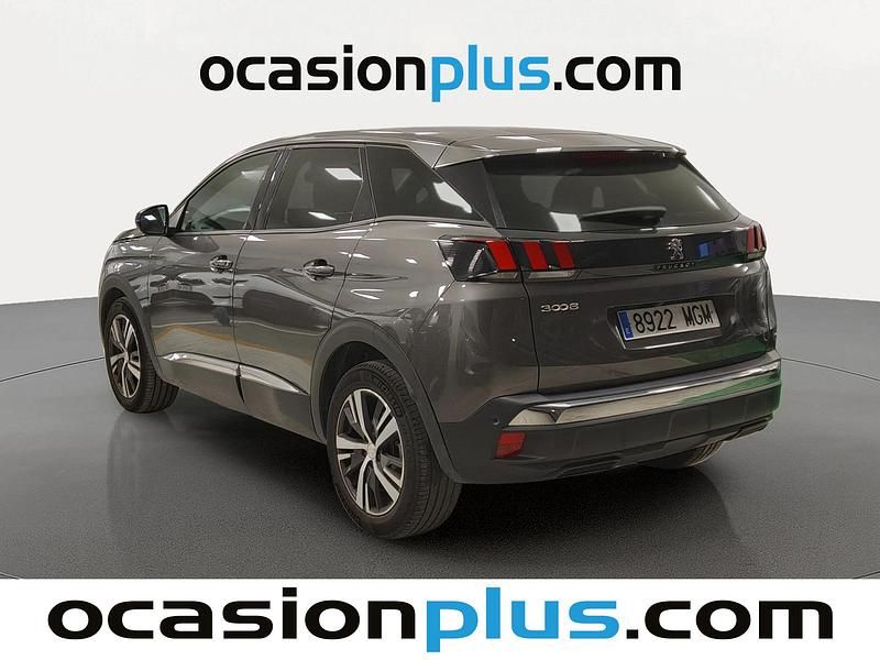 Usado Peugeot 3008 Allure 130 CV (95 kW) 2023 Gris SUV