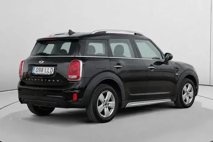 Usado Mini One D Countryman 116 CV (85 kW) 2020 Negro SUV