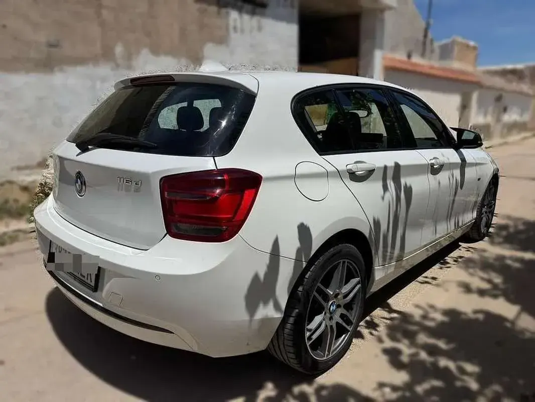 Usado BMW 116 116 CV (85 kW) 2013 Blanco Utilitario