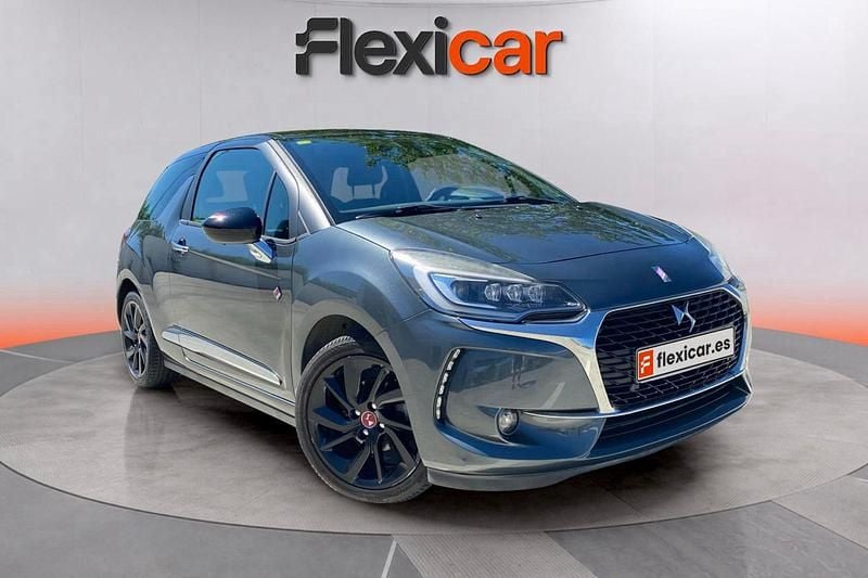 Gris Usado 2018 DS Automobiles DS3 Berlina | 9690 € (Buen precio) - Imagen 1/4