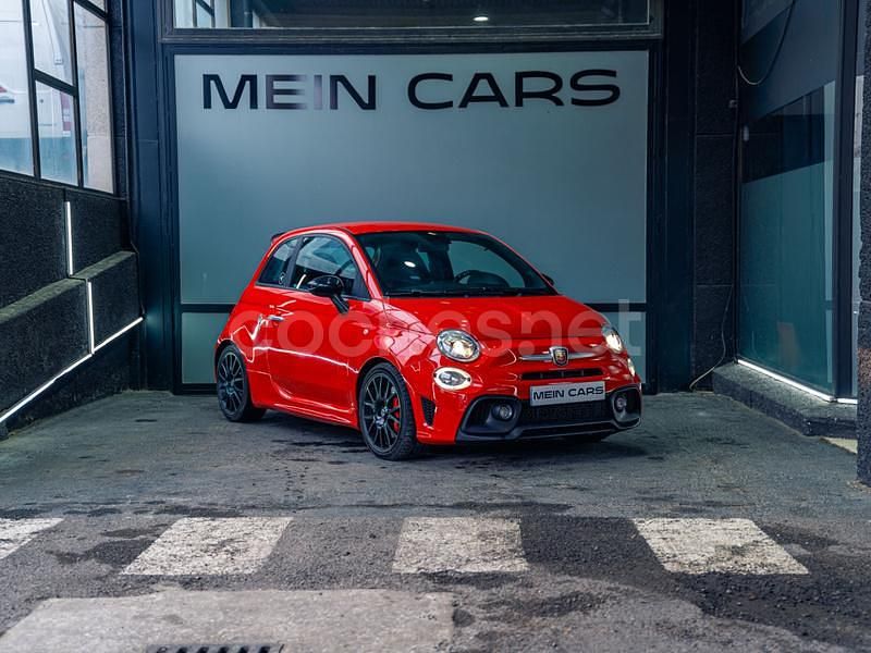 Rojo Usado 2019 Abarth 695 Utilitario | 21.900 € (Buen precio) - Imagen 1/4